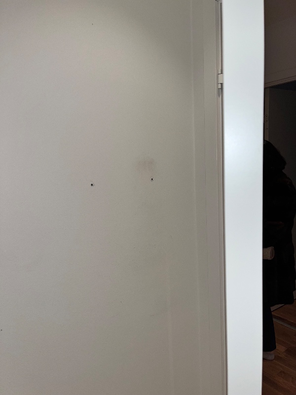 Maling og fiks af huller i vægge