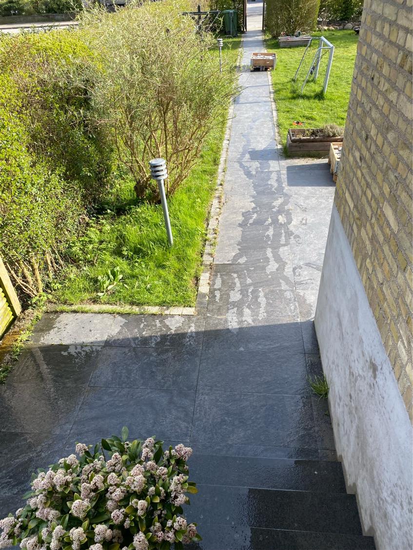 Anlægge fliser på terrasse