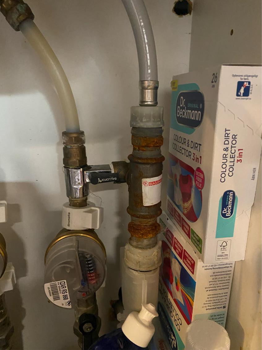 VvS arbejde - Korrekt montering af vaskemaskine og opvaskemaskine under køkkenvask