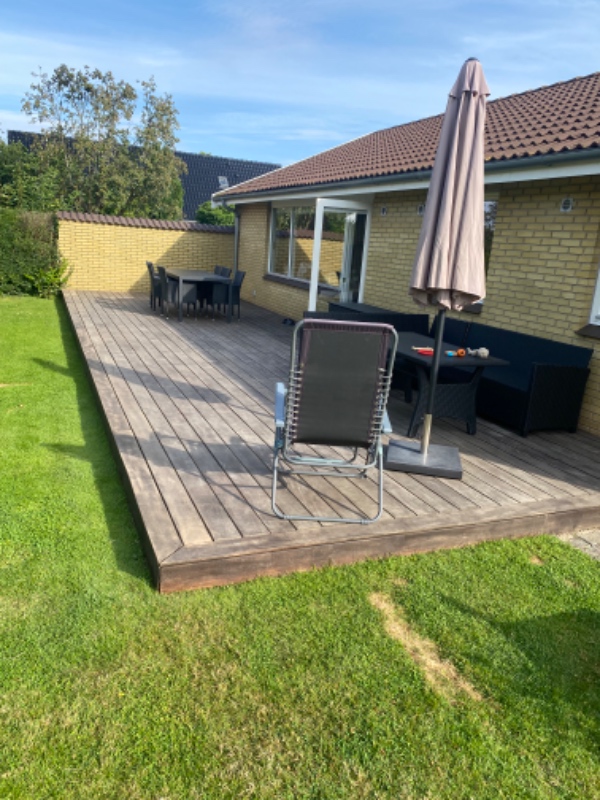 Slibning af terrasse og behandling