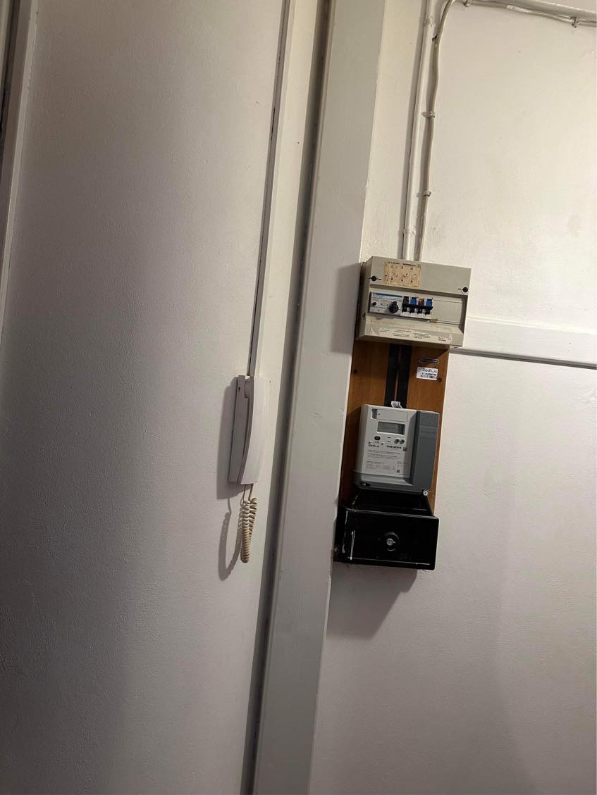 Bygge skab til el måler (skjule den)