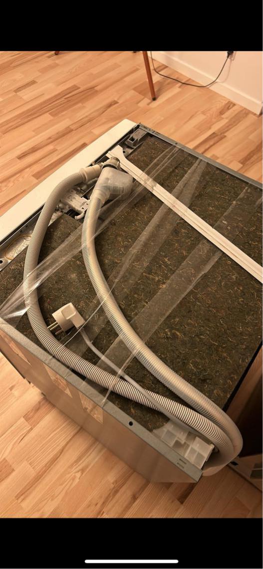 Tilslutning af opvaskemaskine og vaskemaskine