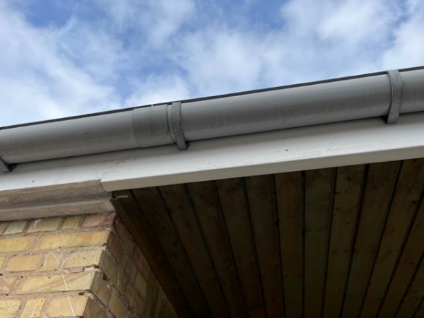 Opsætning af Moreland markise 300x400 m motor på udhæng