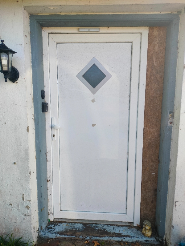 Pudsning omkring vinduer og døre