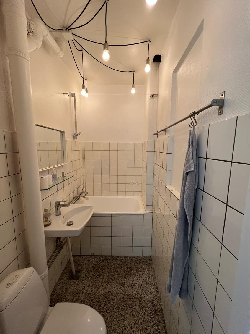 Rengøring af badeværelse