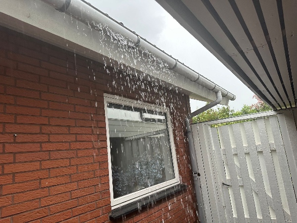 Reparation af nedløbsrør