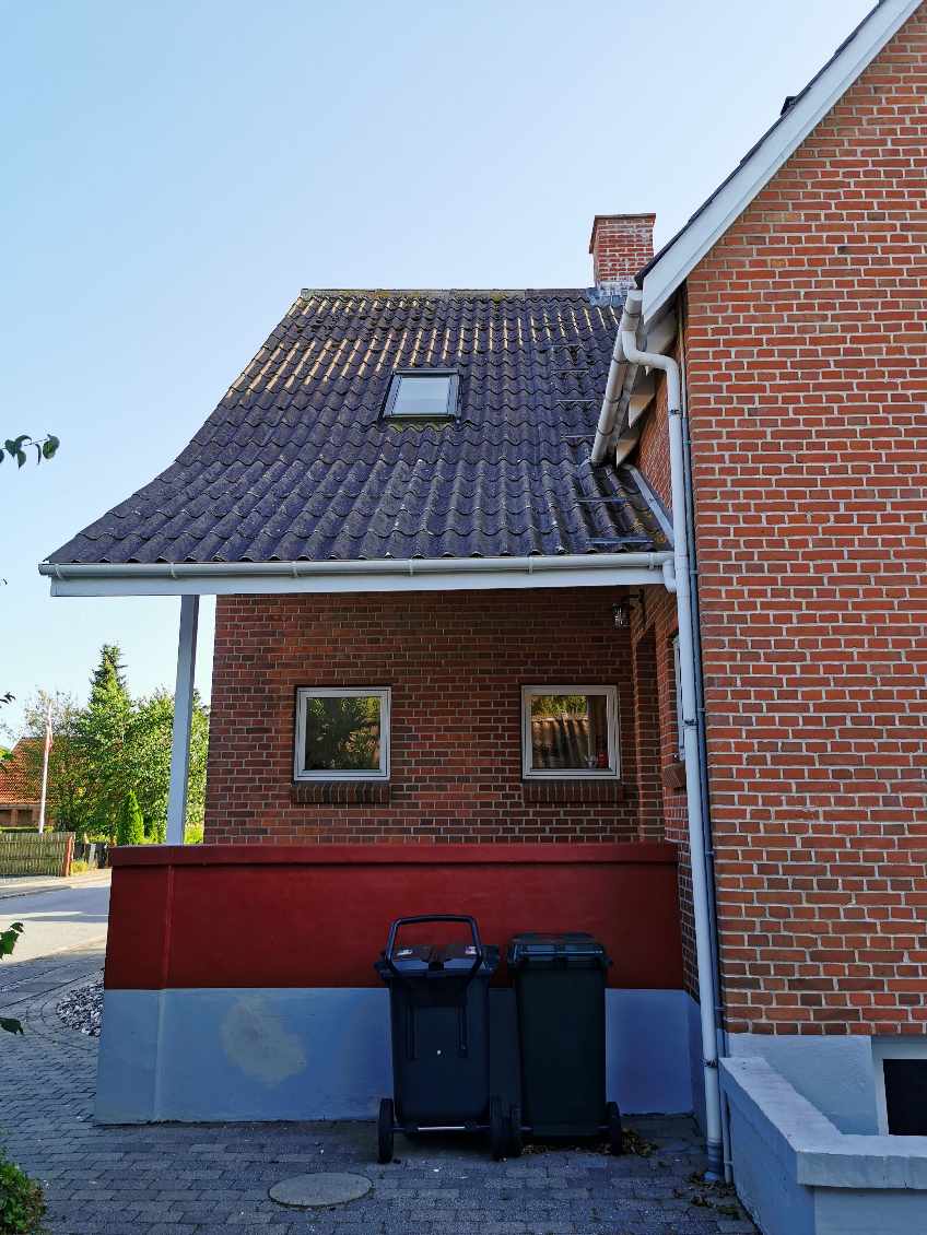 Udskiftning af knækket tagplade.