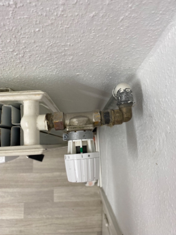 Udskiftning af ventil på én radiator