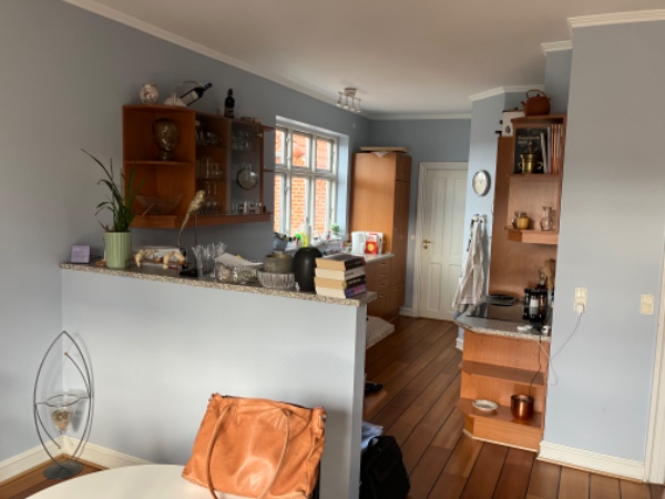 Fjerne og bortskaffe gulvbelægning