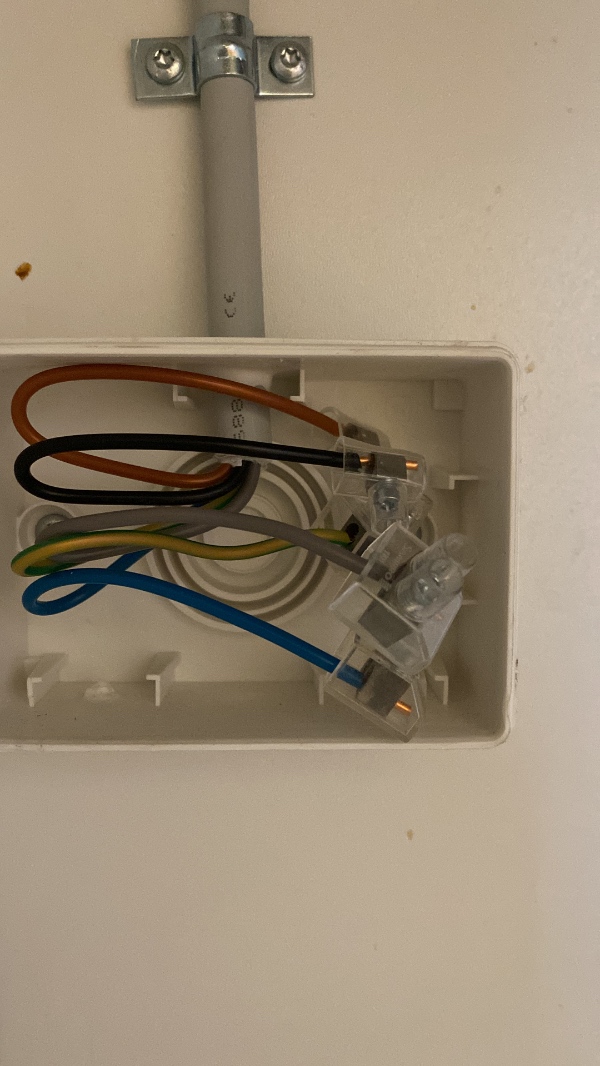 Installation af opvaskemaskine