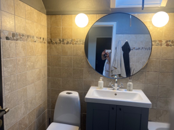 Nye fliser på badeværelse