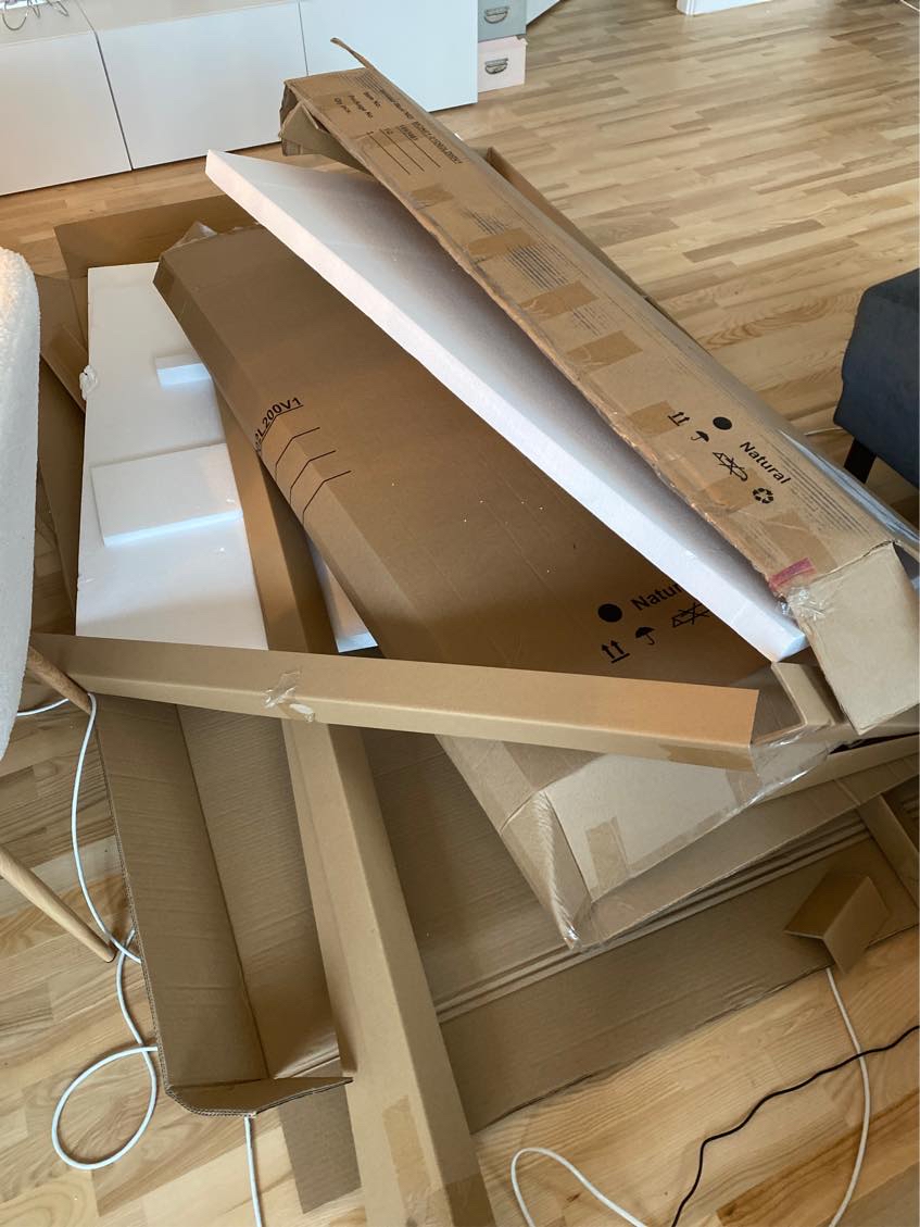 Hvem kan hjælpe mig af med alt det her pap og flamingo?