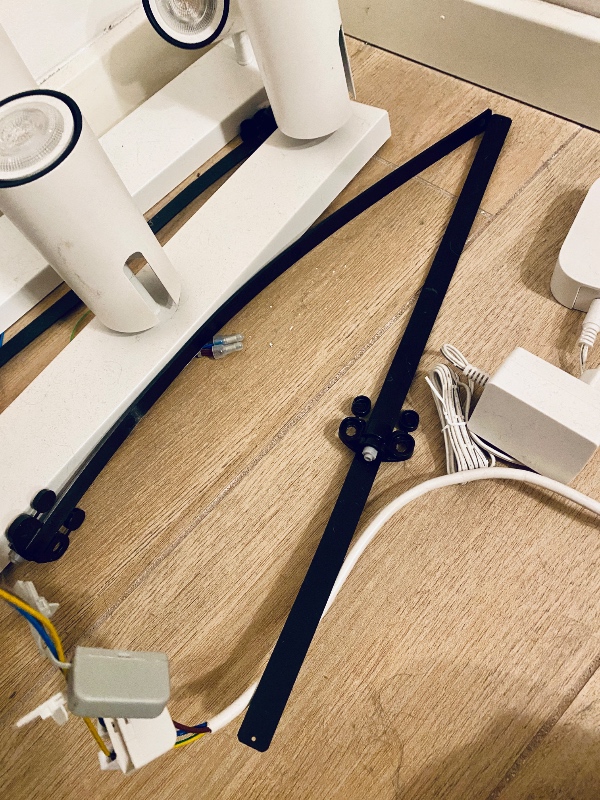 Philips Hue spots x 3 steder