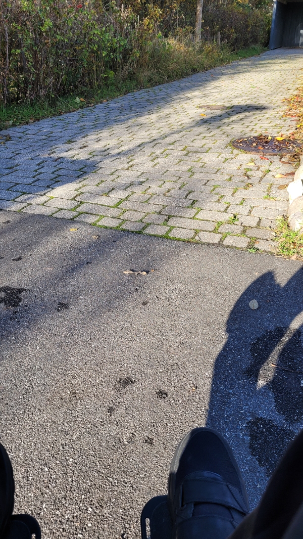 omlagt 6m2 betonbrosten