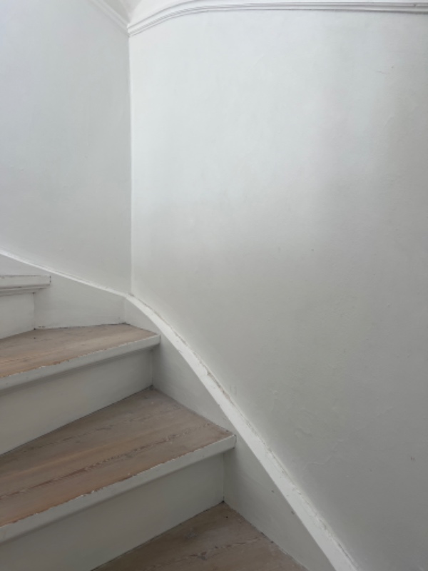 Maling af trappe og gelænder