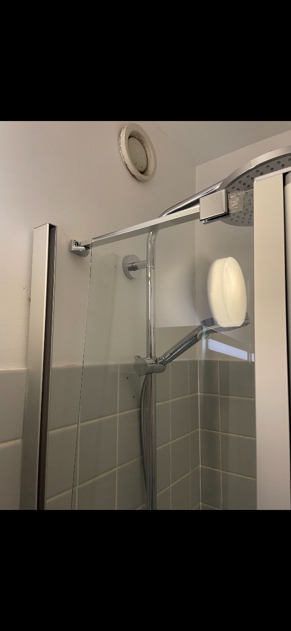 Montering af glasvæg