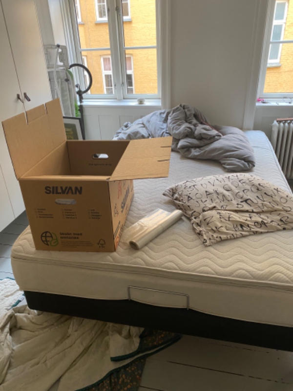 Hjælp afhentning af seng