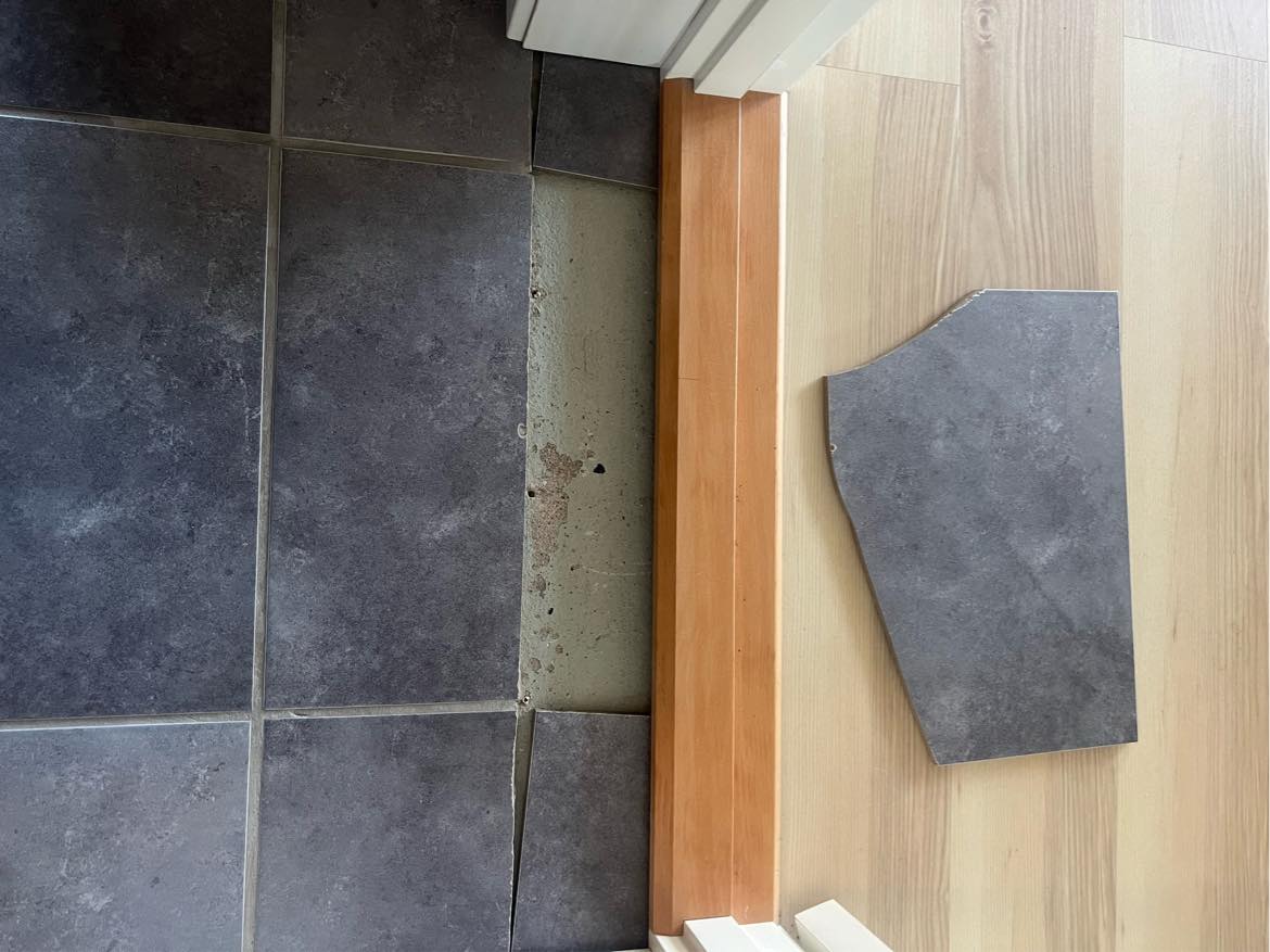 Tilskære og lægge 3 fliser