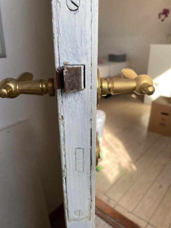 Montering af låse/få eksisterende låse gjort funtionelle