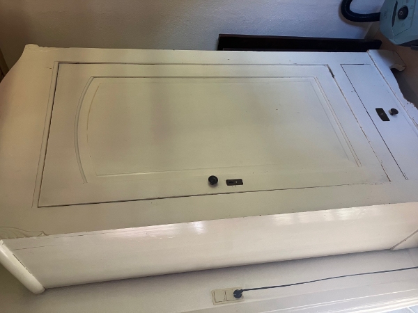 Møbler til storskrald + møbler som ér skilt ad