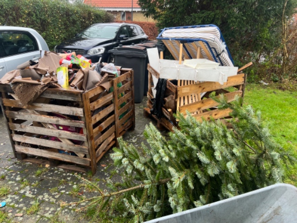 Affald på paller til bortkørsel