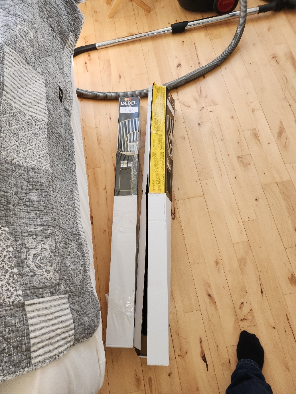 Hænge lamelgardiner op