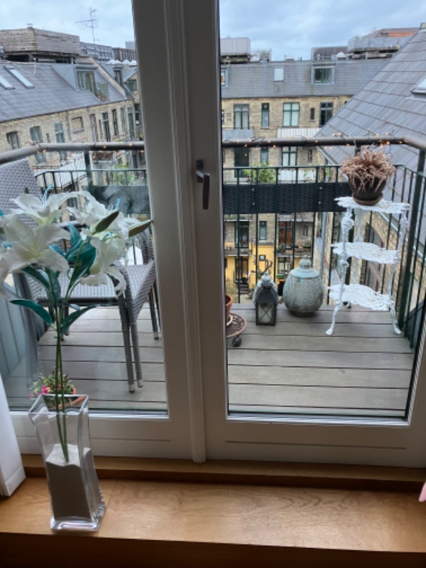 Dobbelt altandør er blevet skæv