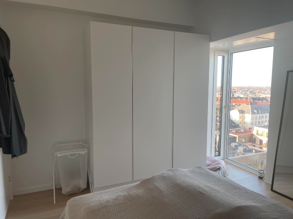 Flytte indbyggede skabe i lejlighed