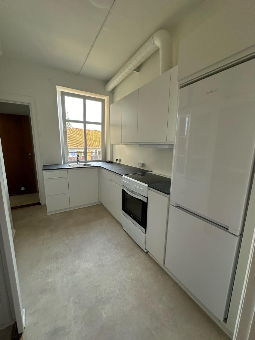 Lægge vinylgulv i køkken: ca 8 kvm