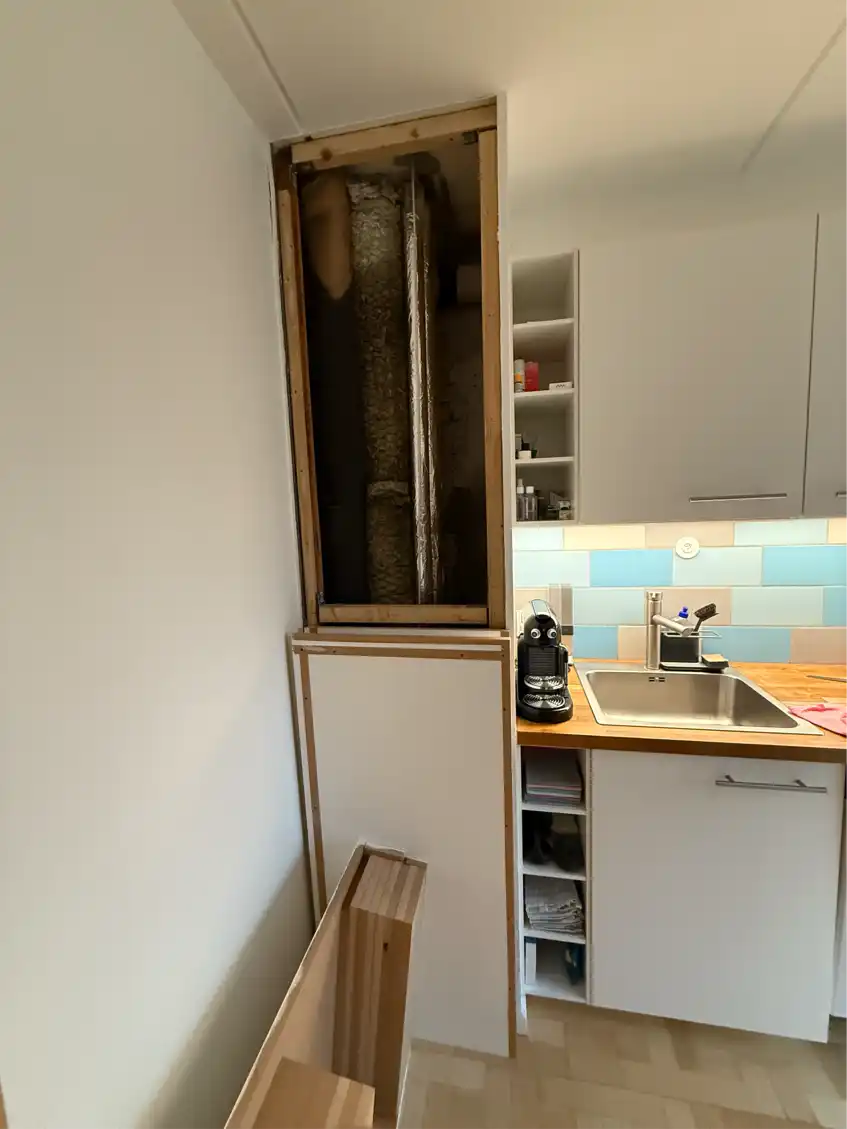 Opsat spejle + skrue plader og fugning