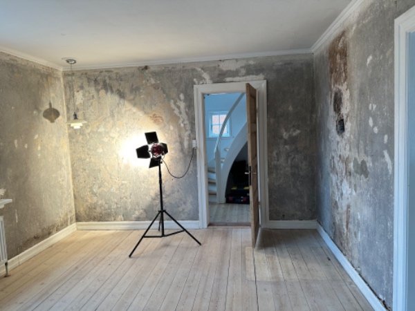 Fuldspartle og filte vægge