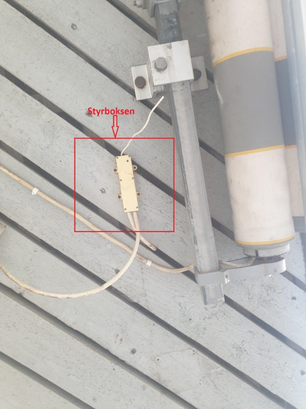 Hej, Vi skal skifte styrboksen på vores markise