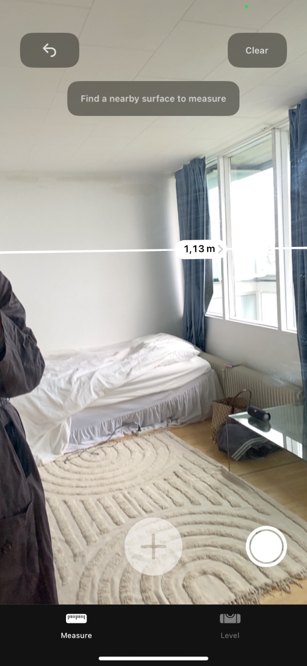 Flytning af spejl og bord