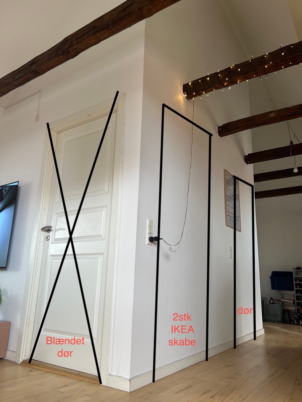 Udskæring til indbygningsskabe, blænding af dør og udskæring til ny dør