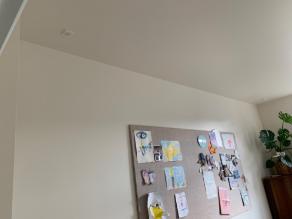 Sætte fem spots op i loft