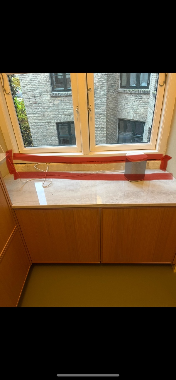 Fugning omkring fliser samt spartel