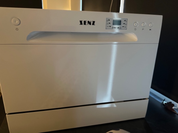 Tilslutte vandforsyning til bordopvaskemaskine