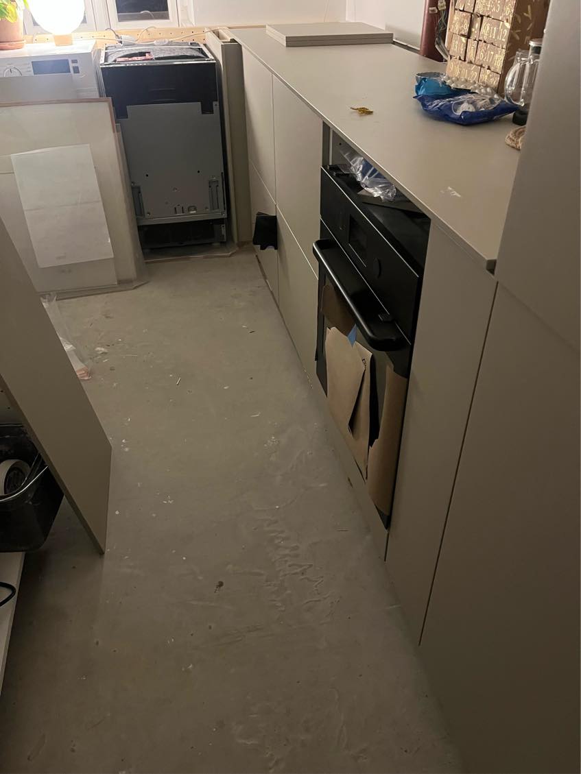 Sætte fronter fast på opvaskemaskine etc