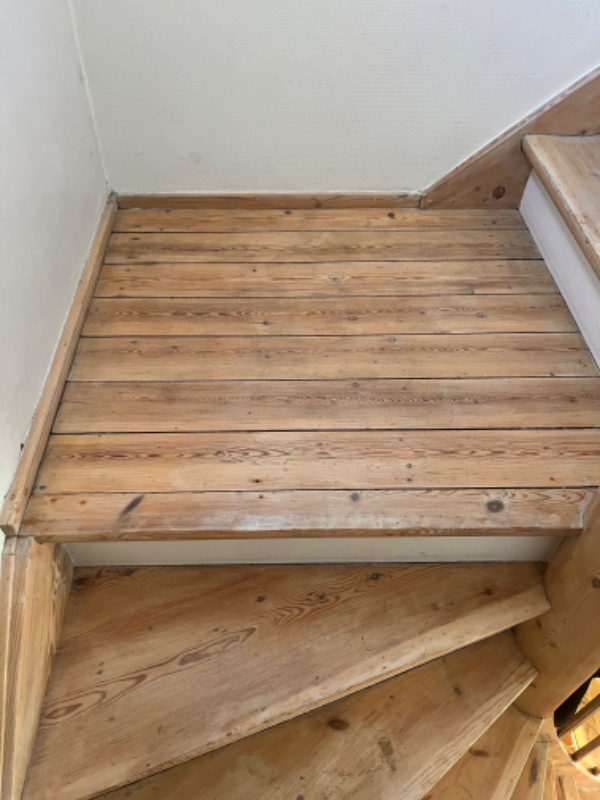 Renovering og lakering af trappe