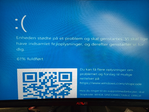 min computer komme med den her fejlkode whea uncorrectable error det sker når jeg spiller
