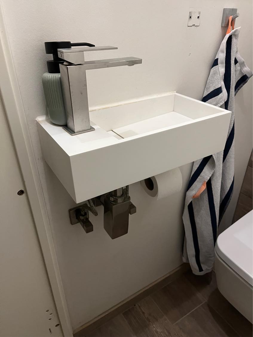 Udskift håndvask og armatur