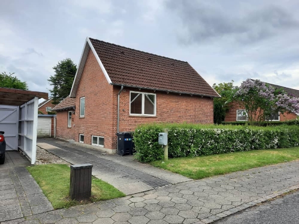 Brolægning af indkørsel