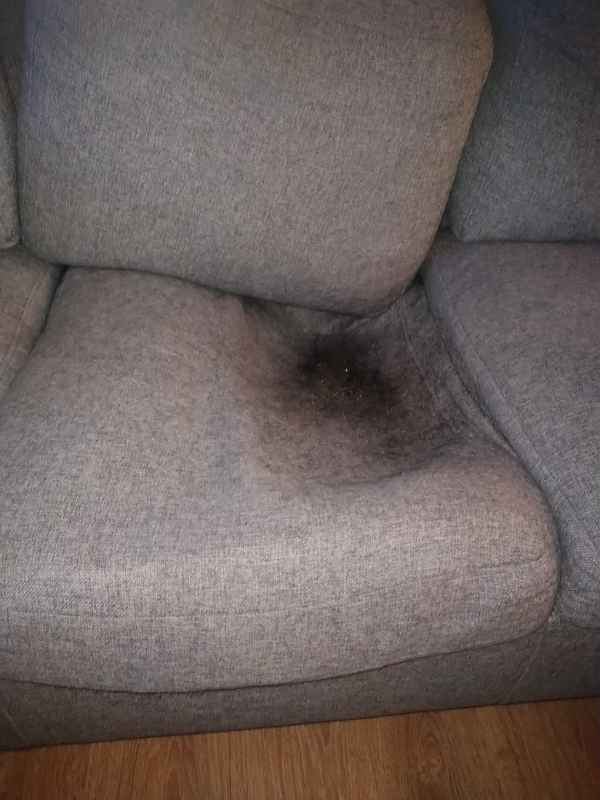 Min sofa er knækket/faldet sammen på midten