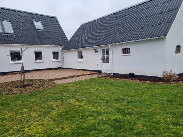 Lægning af fliser ca. 75 m2 terasse (oplæg ændret)