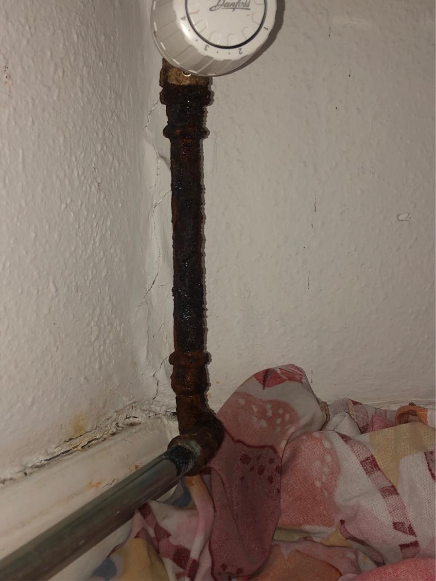 Udskiftning af rør til radiator