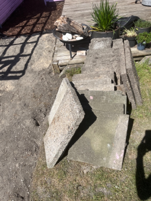 Afhentning og bortskaffelse af fliser