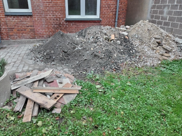 Afhentning af affald og aflevering på genbrugsplads