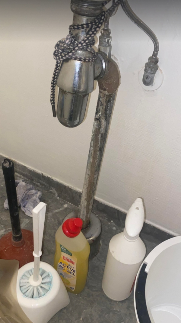 Skift toilet og afløbsrør