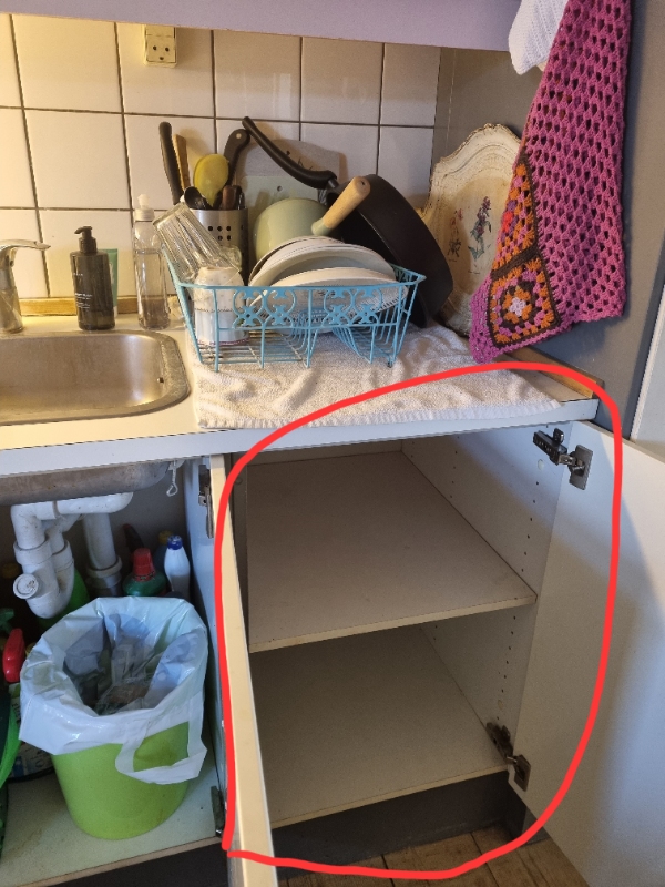 Fjernelse af skab og sokkel