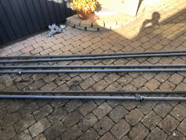 Afhentning af lange rør